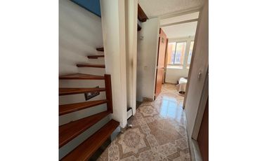 SE VENDE HERMOSA CASA EN LA URBANIZACIÓN VILLAMARA