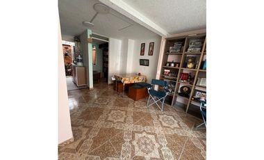 SE VENDE HERMOSA CASA EN LA URBANIZACIÓN VILLAMARA