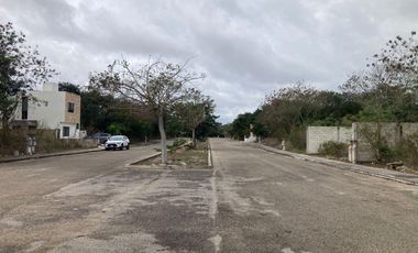 Venta Terreno Residencial Dentro De Privada YAXLUM, Yucatan