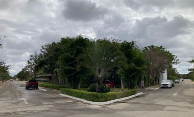 Venta Terreno Residencial Dentro De Privada YAXLUM, Yucatan