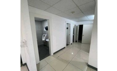 OFICINA EN PUNTA PACFICA  TORRES DE LAS AMÉRICAS 290M2 CON MOBILIARIO