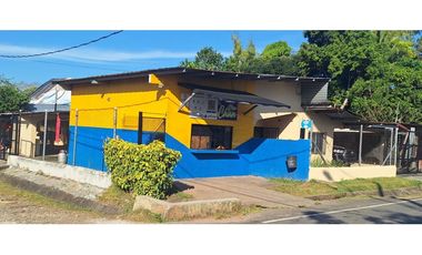 Vivienda a la Venta con local para tienda