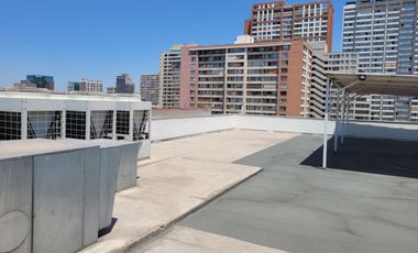 Edificio institucional  de oficinas en arriendo