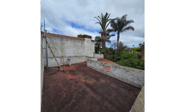 Chalet 3 amb. Azcuenaga al 600