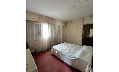 Chalet 3 amb. Azcuenaga al 600