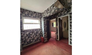 Chalet 3 amb. Azcuenaga al 600