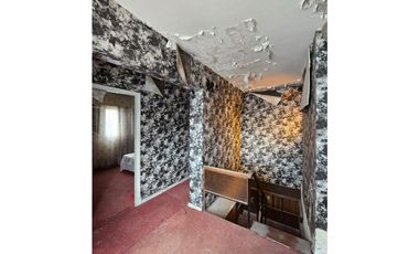 Chalet 3 amb. Azcuenaga al 600