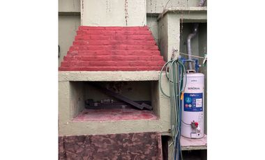 CHALET DE 4 AMBIENTES - BARRIO POMPEYA