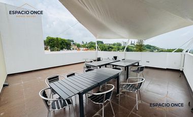 Edificio Comercial en Lomas de Cortes
