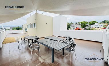 Edificio Comercial en Lomas de Cortes