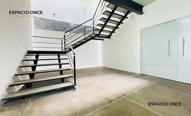 Edificio Comercial en Lomas de Cortes