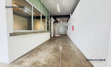 Edificio Comercial en Lomas de Cortes