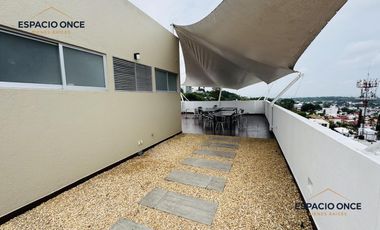 Edificio Comercial en Lomas de Cortes
