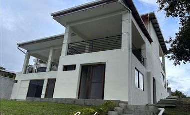 VENTA DE CASA DE MONTAÑA CON PISCINA EN VALLE DE ANTON (6)