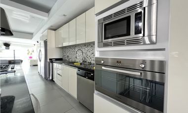 APARTAMENTO AMOBLADO PH YACHT CLUB AVENIDA BALBOA