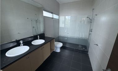 REMATE BANCARIO PH BAYSIDE COSTA DEL ESTE $485,000USD