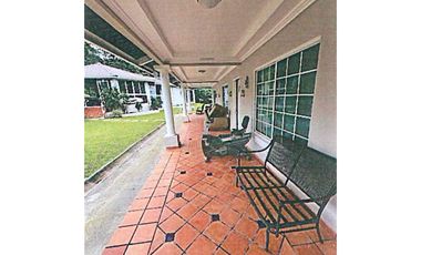 VENTA CASA ALTOS DEL MARIA 7632.86 M2 CON PISCINA CV