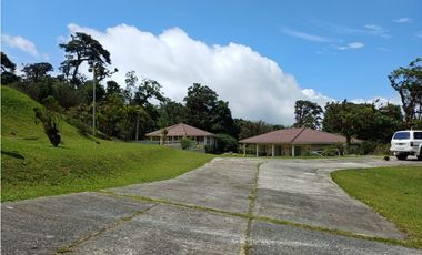 VENTA CASA ALTOS DEL MARIA 7632.86 M2 CON PISCINA CV