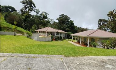 VENTA CASA ALTOS DEL MARIA 7632.86 M2 CON PISCINA CV