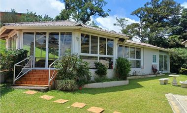 VENTA CASA ALTOS DEL MARIA 7632.86 M2 CON PISCINA CV