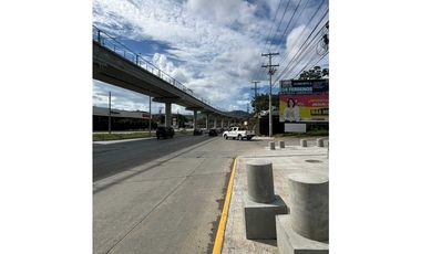 ALQUILER DE LOCAL + MEZZANINE EN MILLA 8 DE  141MTS2