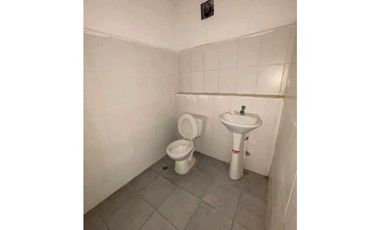 ALQUILER DE LOCAL + MEZZANINE EN MILLA 8 DE  141MTS2