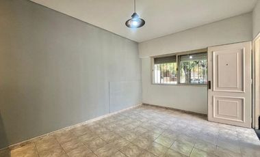 Casa en alquiler en Castelar Norte