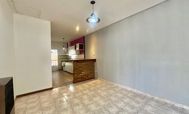 Casa en alquiler en Castelar Norte