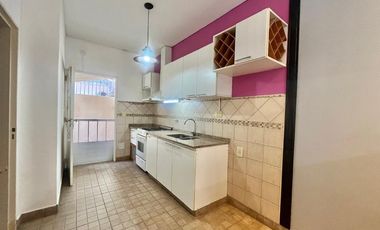 Casa en alquiler en Castelar Norte