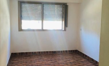 Casa PH en alquiler en Ramos Mejia Sur