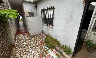 CASA 4 AMBIENTES + LOCAL COMERCIAL EN LIBERTAD