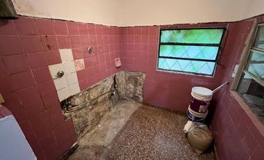 CASA 4 AMBIENTES + LOCAL COMERCIAL EN LIBERTAD