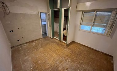 CASA 4 AMBIENTES + LOCAL COMERCIAL EN LIBERTAD