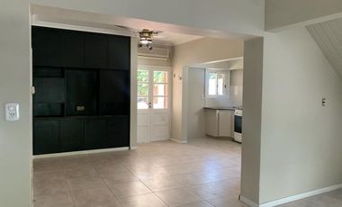 CASA EN VENTA EN PEHUAJÓ CON PILETA