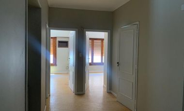 CASA EN VENTA EN PEHUAJÓ CON PILETA