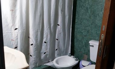 VENTA CASA 3 AMBIENTES GONZALEZ CATAN