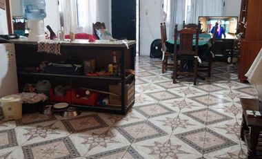 VENTA CASA 3 AMBIENTES GONZALEZ CATAN