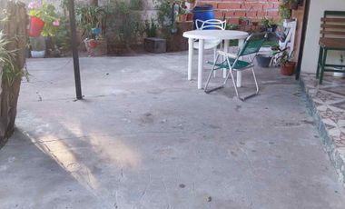VENTA CASA 3 AMBIENTES GONZALEZ CATAN