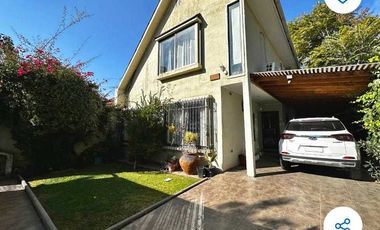 Casa en arriendo en ÑUÑOA