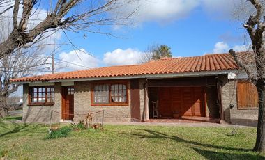 CASA EN VENTA 2 DORMITORIOS LUIS PALACIOS