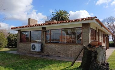 CASA EN VENTA 2 DORMITORIOS LUIS PALACIOS