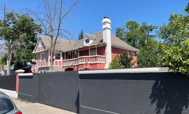 Casa en Arriendo en Francisco Bilbao, La Reina