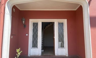 Casa en Arriendo en Francisco Bilbao, La Reina