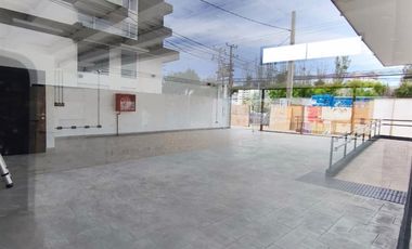 Local Comercial en Arriendo en 1 norte con 5 1/2 oriente