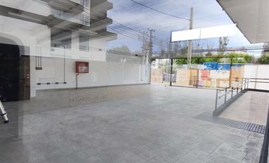 Local Comercial en Arriendo en 1 norte con 5 1/2 oriente