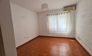 Duplex 5 amb en Munro + play + cochera doble