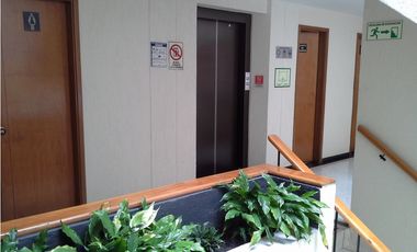 VENTA OFICINA VIRREY