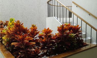 VENTA OFICINA VIRREY