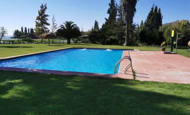 PRECIOSA CASA CON LANCHA Y MUEBLES INCLUIDOS