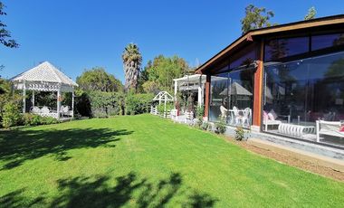 PRECIOSA CASA CON LANCHA Y MUEBLES INCLUIDOS